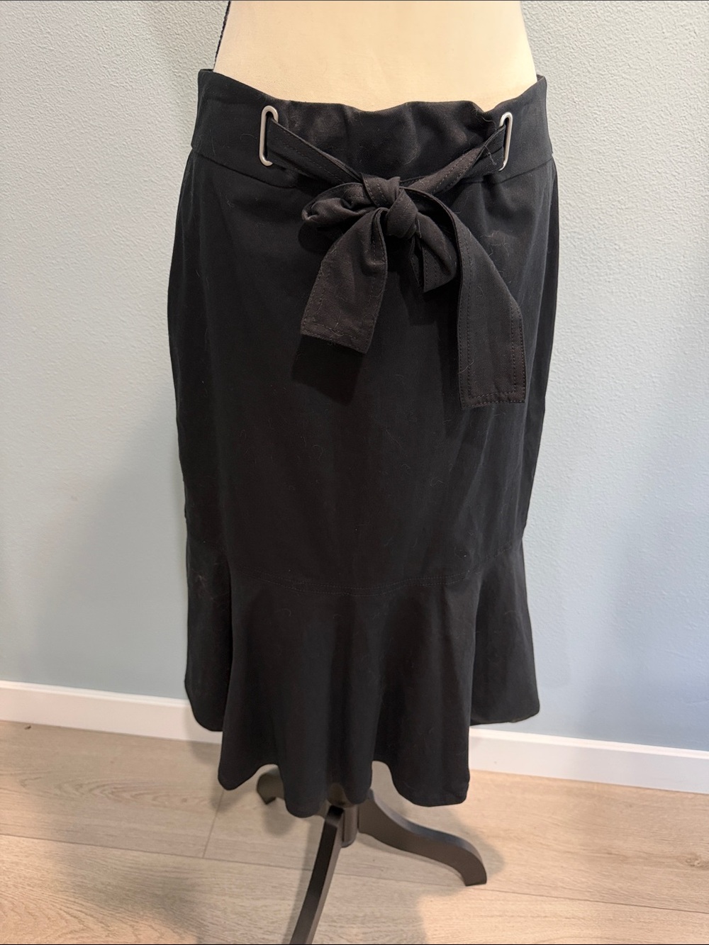 Ann Taylor Black Tie-Waist Flared Midi Skirt